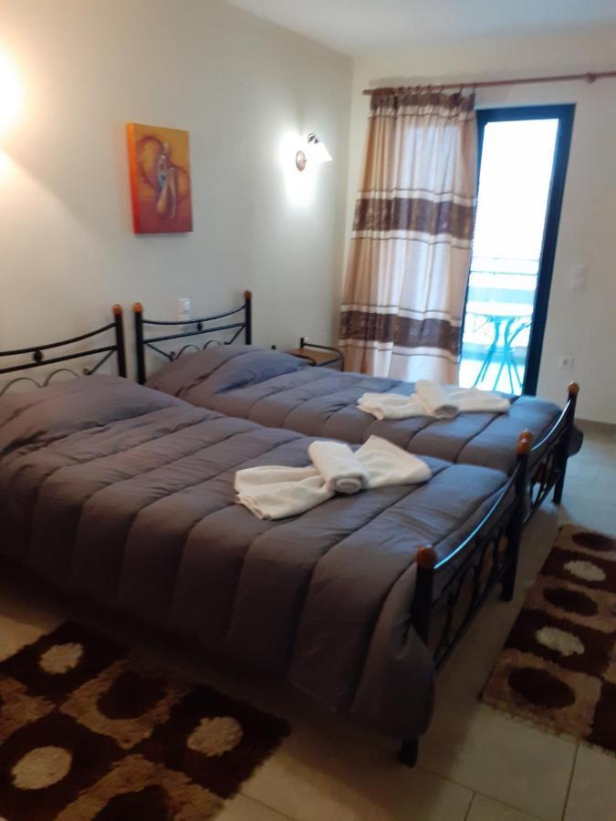 Ιωλκοσ Aparthotel Лутра Едипсу Екстериор снимка