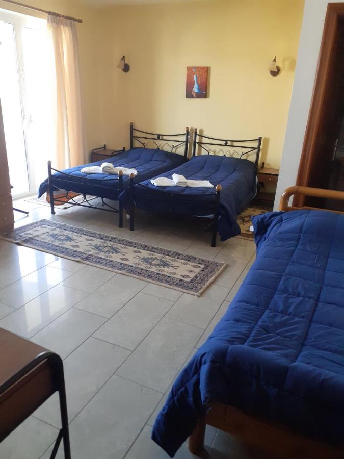 Ιωλκοσ Aparthotel Лутра Едипсу Екстериор снимка